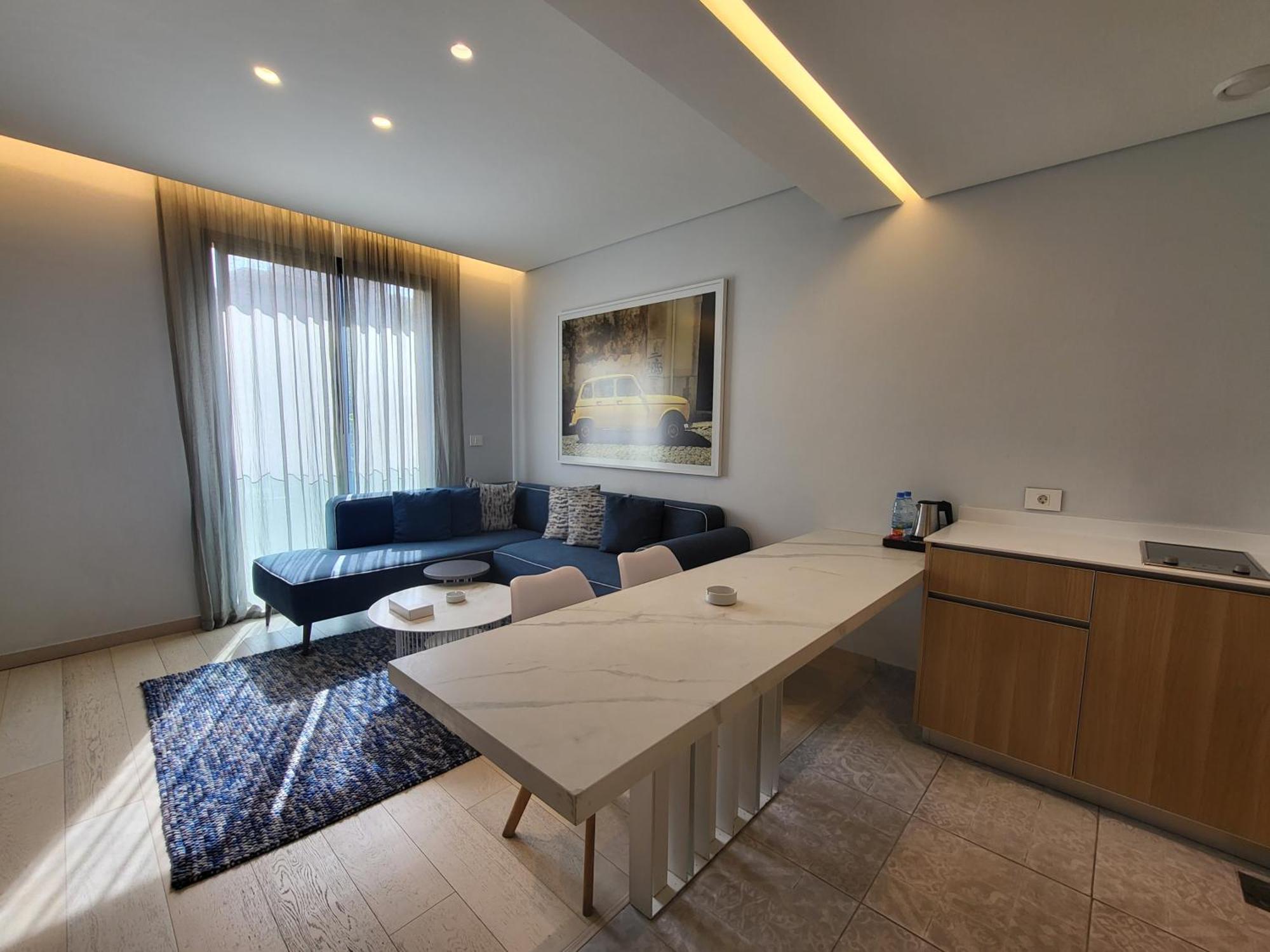 Monot Suites Beirut Exteriör bild