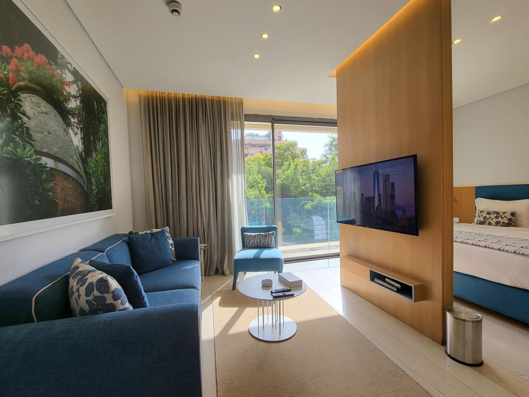 Monot Suites Beirut Exteriör bild