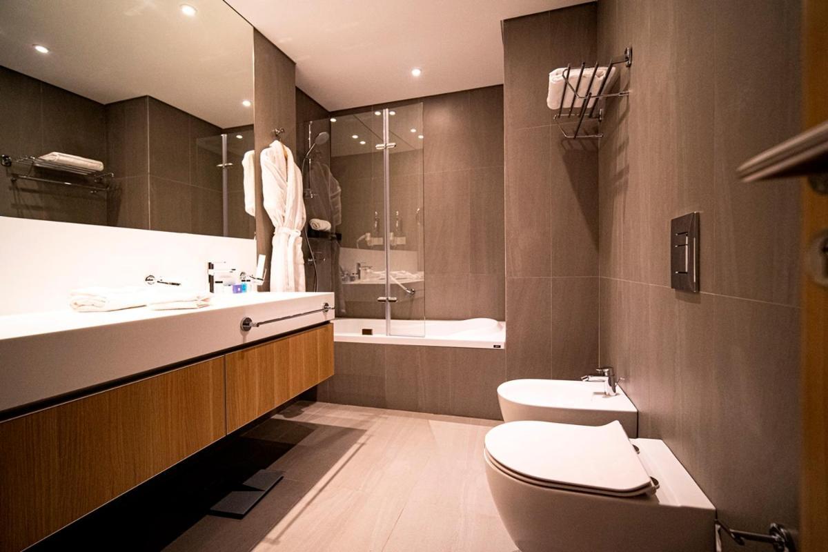 Monot Suites Beirut Exteriör bild