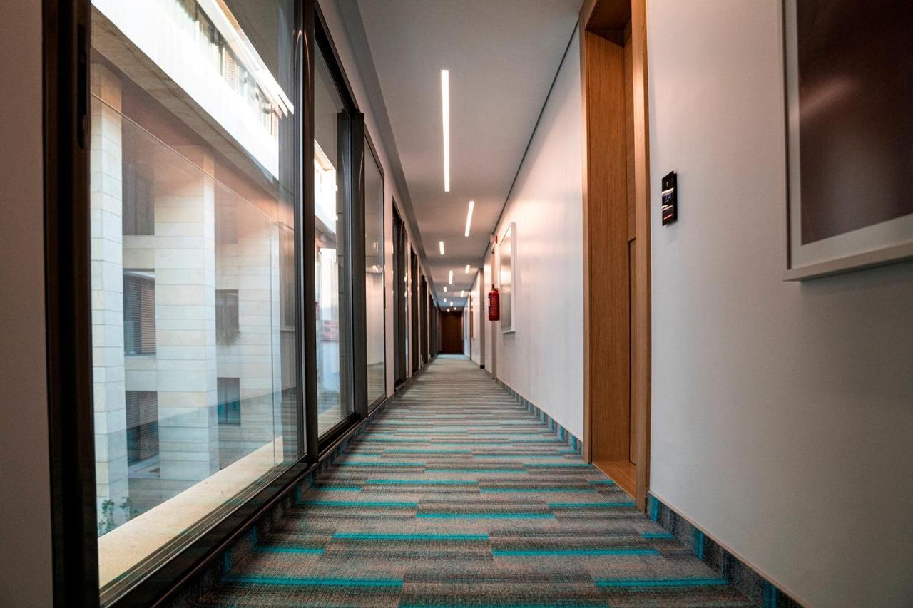 Monot Suites Beirut Exteriör bild